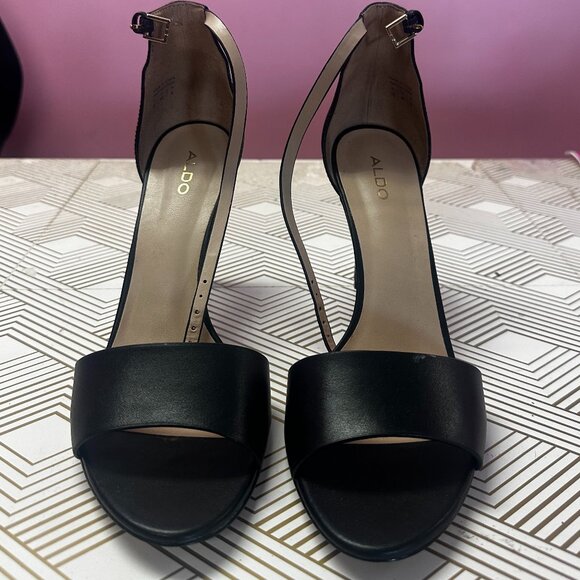 🖤 Aldo Black Ankle-Strap Heels 🖤 - Picture 2 of 4